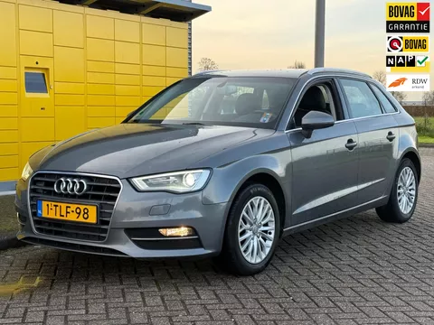 Audi A3 Sportback 1.4 TFSI S- Edition Automaat Leder Xenon Navi